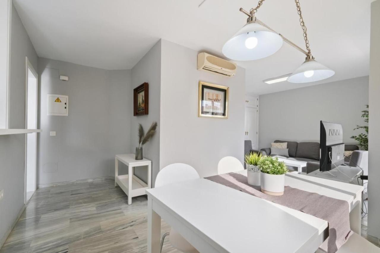 Apartamento En Calle Cuarteles De Dos Habitaciones مالقة المظهر الخارجي الصورة