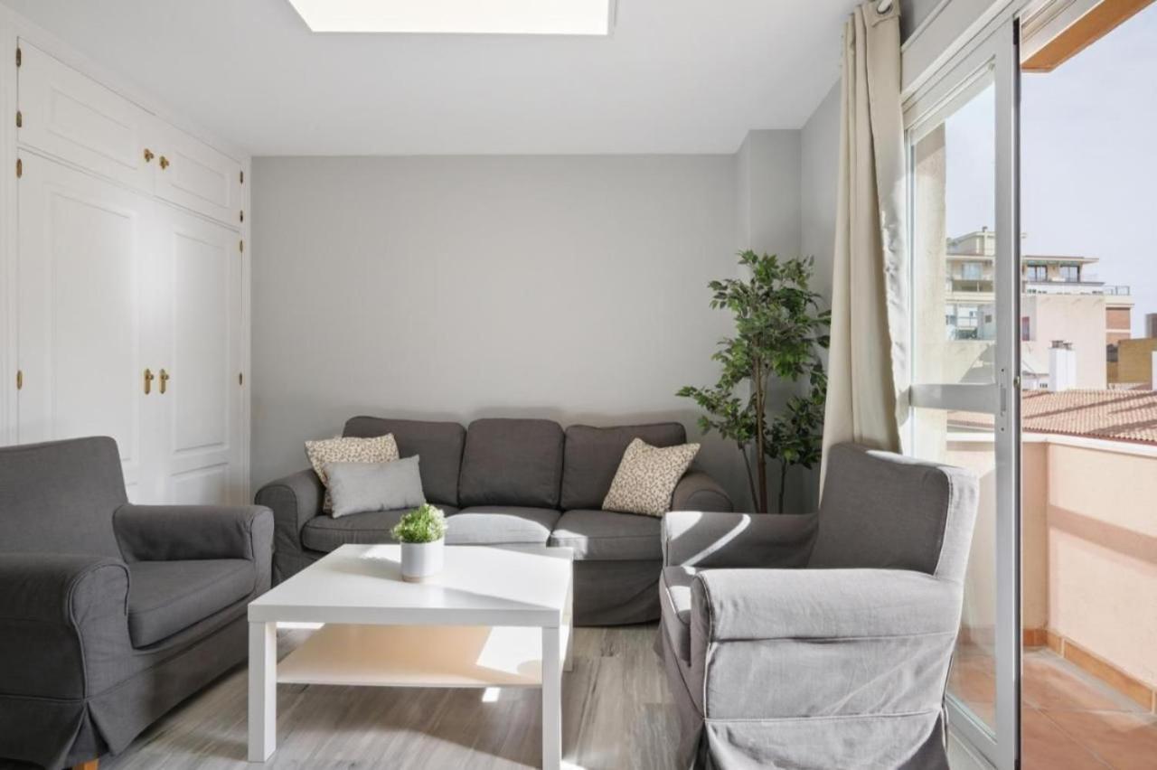 Apartamento En Calle Cuarteles De Dos Habitaciones مالقة المظهر الخارجي الصورة