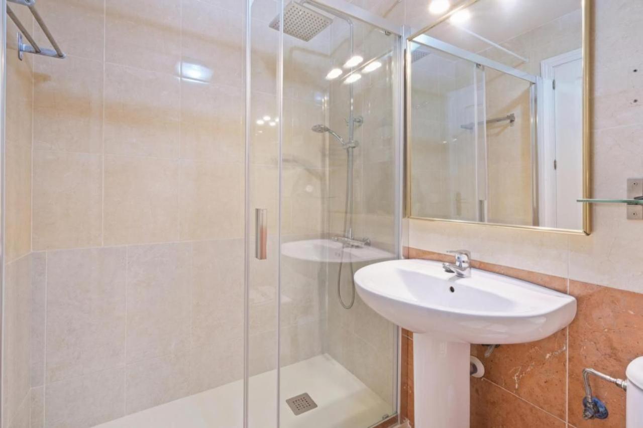 Apartamento En Calle Cuarteles De Dos Habitaciones مالقة المظهر الخارجي الصورة